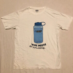 Uniqlo Nalgene Water Bottle Tshirt  Mens Size Small Shirt